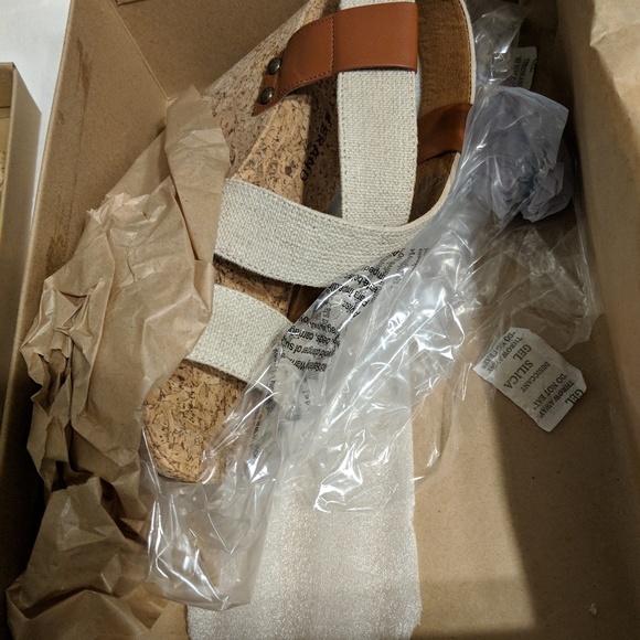 Summer wedges by LUCKY. - Picture 5 of 5